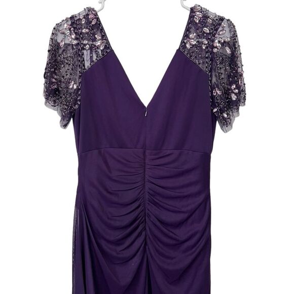 NWT XSCAPE | Beaded Formal Gown in Plum Purple Formal Elegant Long Dress 4P - Picture 11 of 16